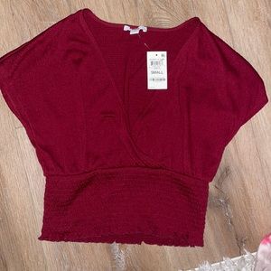 Deep v crop magenta top